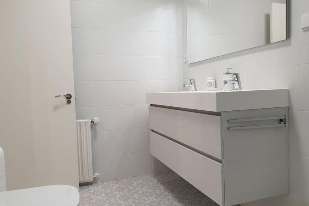 Nuevo-Casco Historico-Parking Gratuito. Apartment Овиедо Екстериор снимка