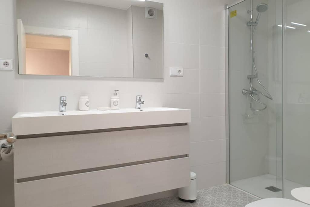 Nuevo-Casco Historico-Parking Gratuito. Apartment Овиедо Екстериор снимка